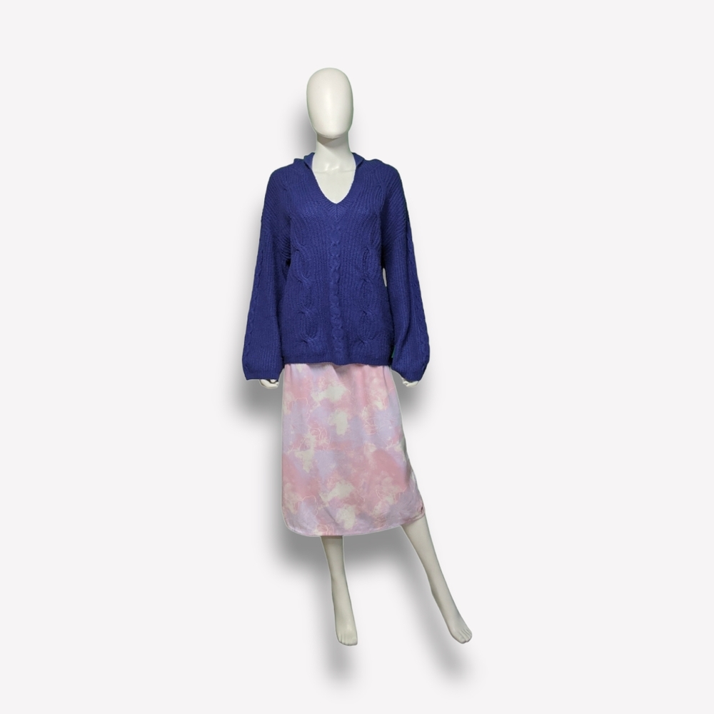 Kikit Hooded V-Neck Knit Sweater in Blue, XL